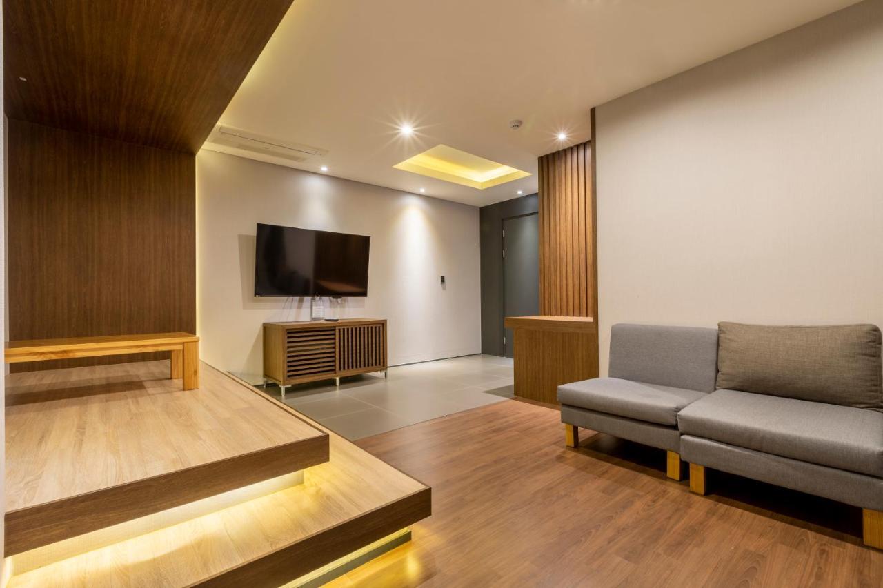 Sorgente Business Hotel Busan Eksteriør billede
